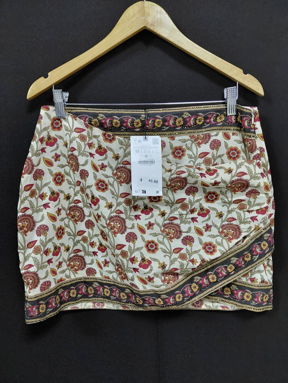 NWT Zara Floral Print Mini Skirt Multicolor Women Size M